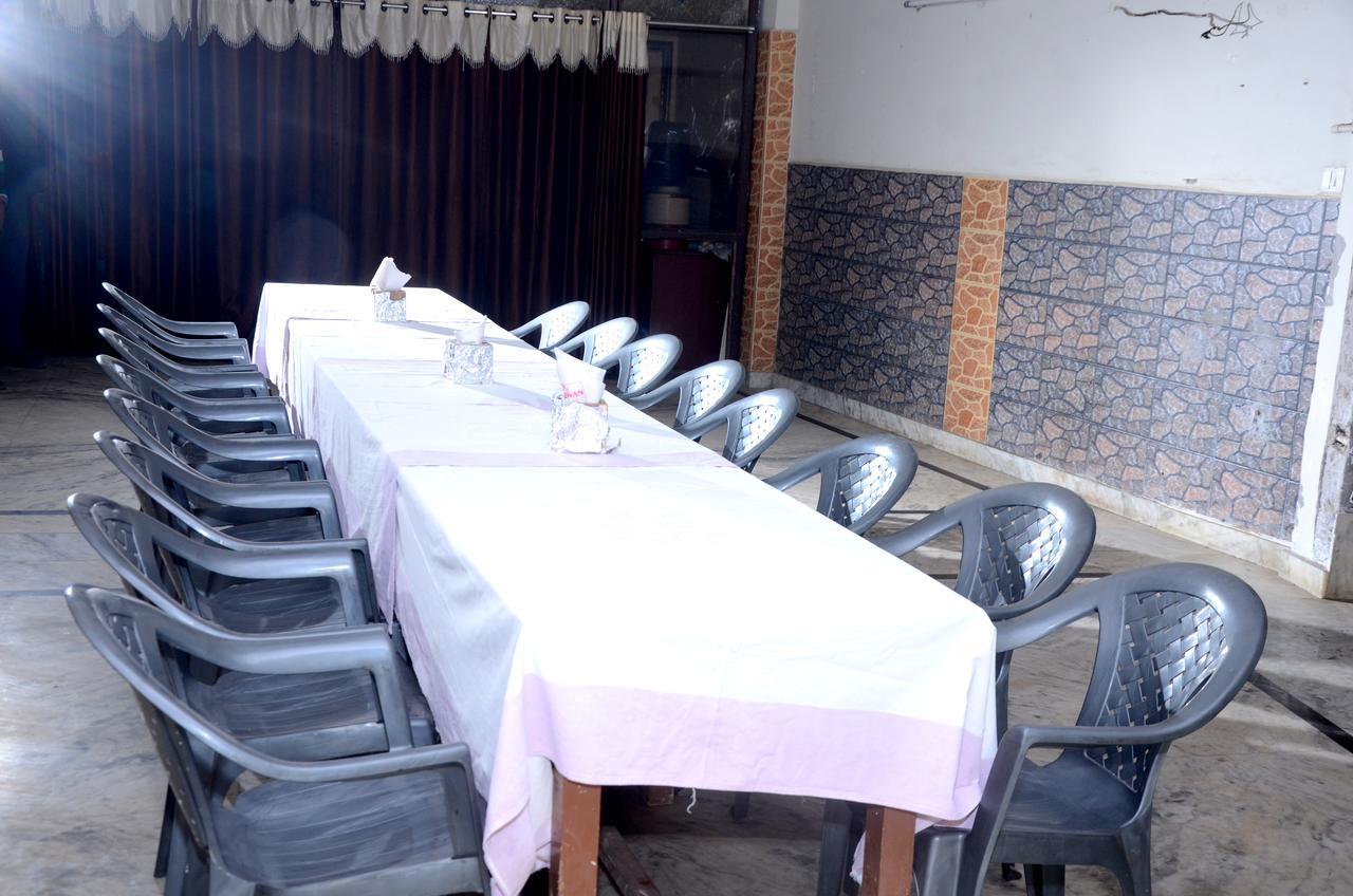 Fabhotel Sarwan Agra  Buitenkant foto