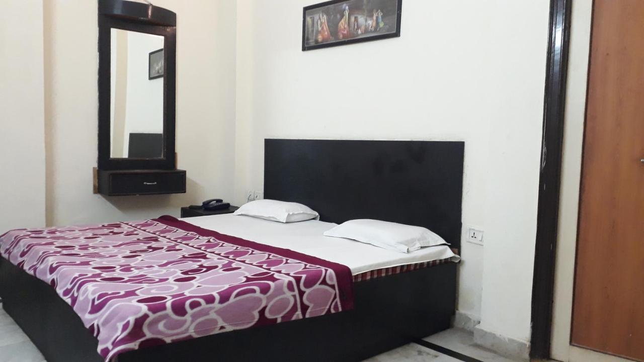 Fabhotel Sarwan Agra  Buitenkant foto